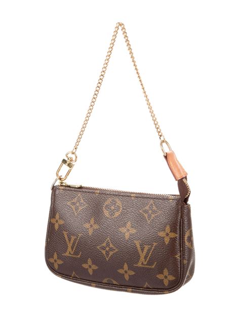 louis vuitton mini pochette bag.